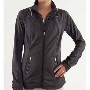Lululemon Run Nothin But Run Black/Grey Size 8 Windbreaker Full Zip Gym